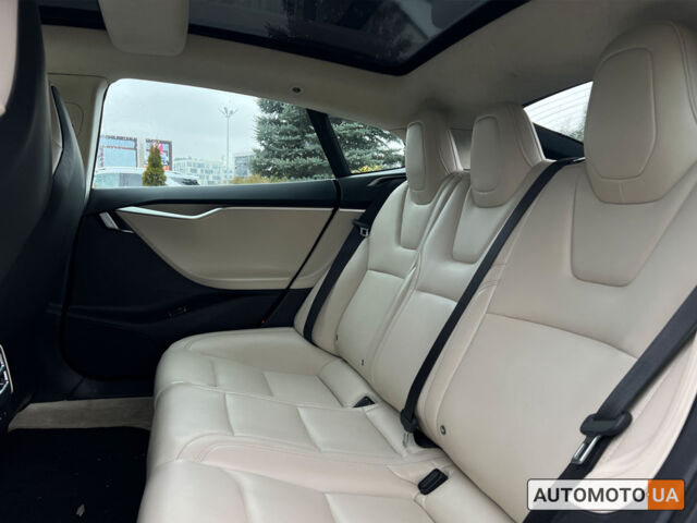 Серый Тесла Модель С, объемом двигателя 100 л и пробегом 168 тыс. км за 23700 $, фото 9 на Automoto.ua