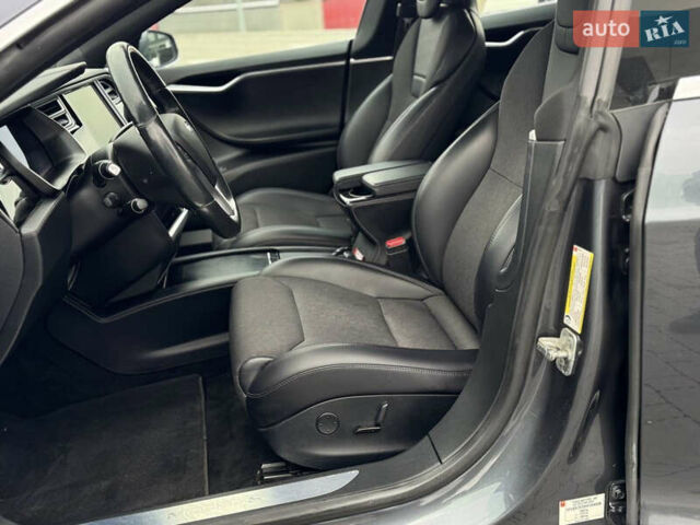 Серый Тесла Модель С, объемом двигателя 0 л и пробегом 161 тыс. км за 16700 $, фото 38 на Automoto.ua