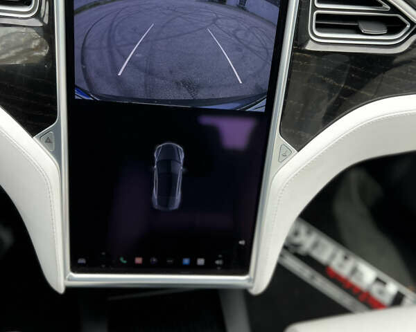 Серый Тесла Модель С, объемом двигателя 0 л и пробегом 97 тыс. км за 17499 $, фото 101 на Automoto.ua