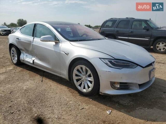 Сірий Тесла Модель С, об'ємом двигуна 0 л та пробігом 60 тис. км за 7000 $, фото 3 на Automoto.ua