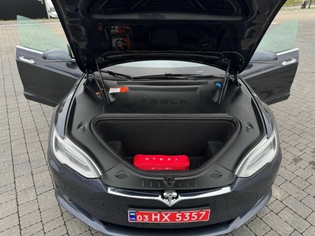 Сірий Тесла Модель С, об'ємом двигуна 0 л та пробігом 161 тис. км за 16000 $, фото 19 на Automoto.ua