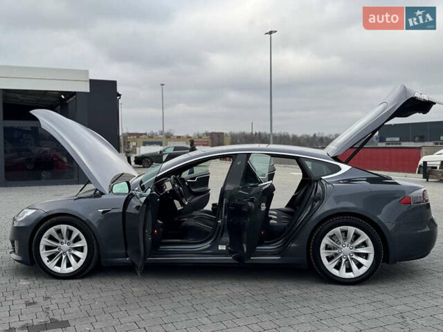 Серый Тесла Модель С, объемом двигателя 0 л и пробегом 161 тыс. км за 16700 $, фото 46 на Automoto.ua