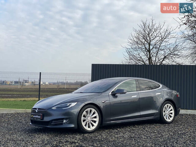 Серый Тесла Модель С, объемом двигателя 0 л и пробегом 233 тыс. км за 16800 $, фото 79 на Automoto.ua