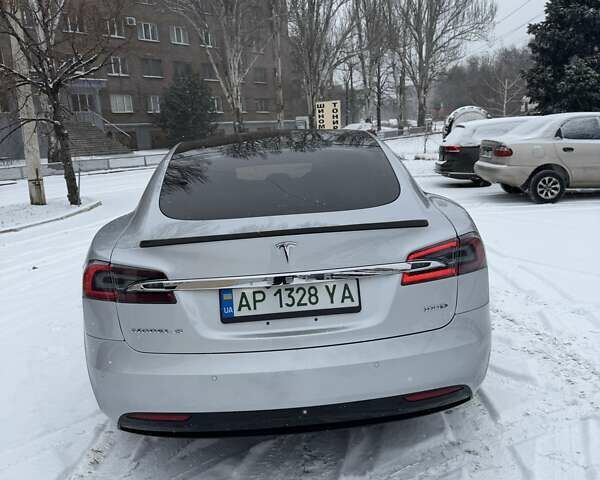 Сірий Тесла Модель С, об'ємом двигуна 0 л та пробігом 184 тис. км за 23000 $, фото 26 на Automoto.ua