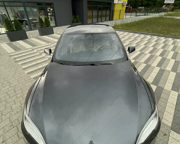 Серый Тесла Модель С, объемом двигателя 0 л и пробегом 116 тыс. км за 18200 $, фото 17 на Automoto.ua
