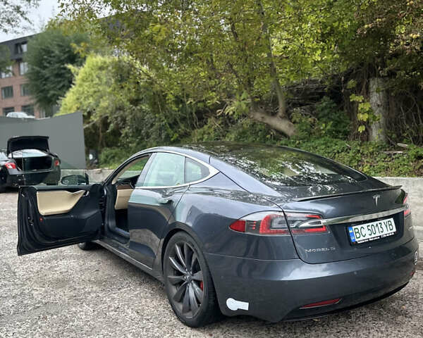 Сірий Тесла Модель С, об'ємом двигуна 0 л та пробігом 140 тис. км за 29000 $, фото 44 на Automoto.ua