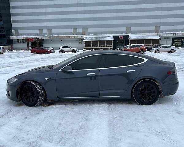 Серый Тесла Модель С, объемом двигателя 0 л и пробегом 192 тыс. км за 18000 $, фото 8 на Automoto.ua