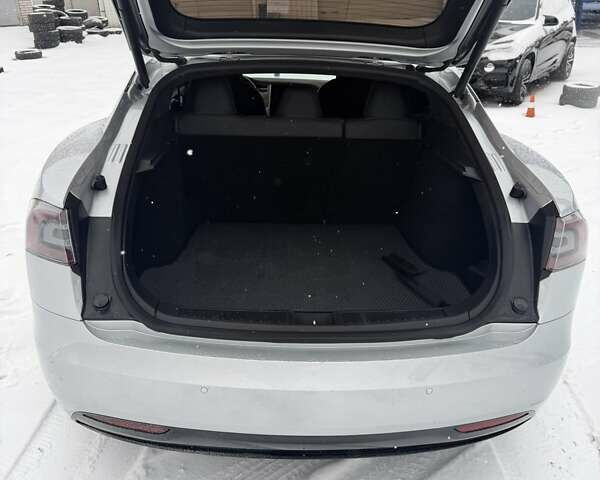 Сірий Тесла Модель С, об'ємом двигуна 0 л та пробігом 184 тис. км за 23000 $, фото 3 на Automoto.ua