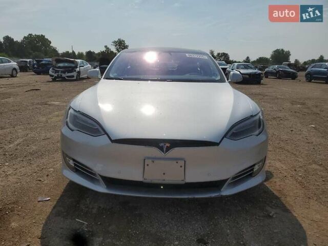 Сірий Тесла Модель С, об'ємом двигуна 0 л та пробігом 60 тис. км за 7000 $, фото 4 на Automoto.ua