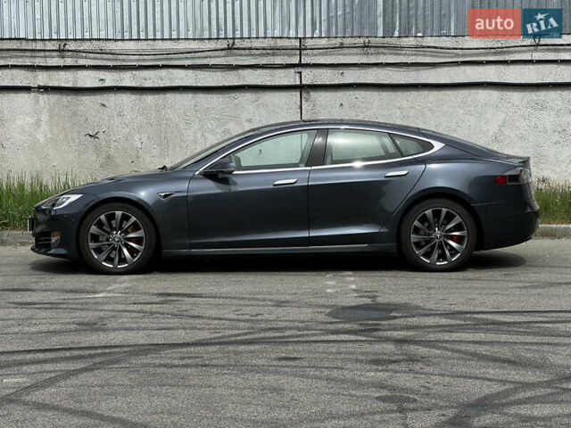 Серый Тесла Модель С, объемом двигателя 0 л и пробегом 97 тыс. км за 17499 $, фото 16 на Automoto.ua