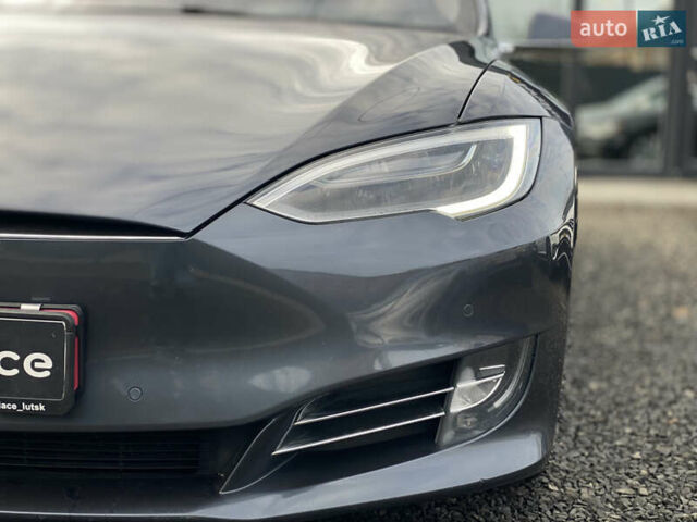Серый Тесла Модель С, объемом двигателя 0 л и пробегом 233 тыс. км за 16800 $, фото 8 на Automoto.ua