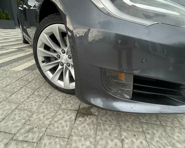 Серый Тесла Модель С, объемом двигателя 0 л и пробегом 116 тыс. км за 18200 $, фото 32 на Automoto.ua