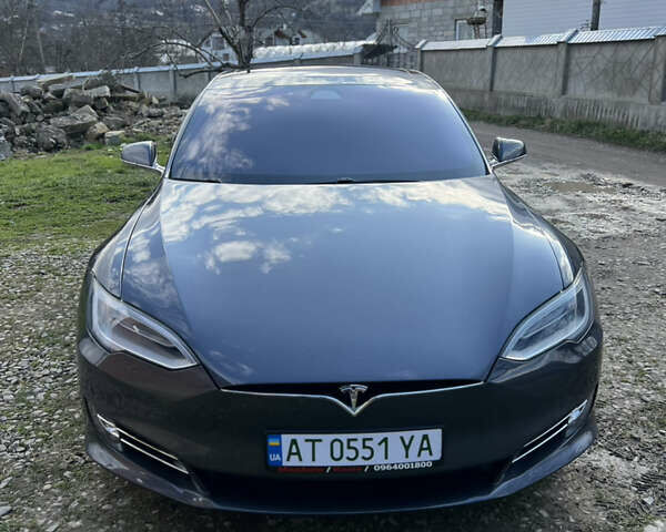 Сірий Тесла Модель С, об'ємом двигуна 0 л та пробігом 114 тис. км за 27000 $, фото 12 на Automoto.ua