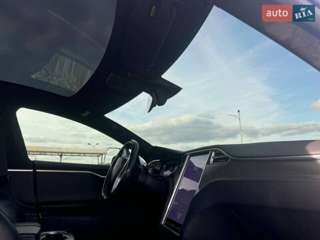 Сірий Тесла Модель С, об'ємом двигуна 0 л та пробігом 135 тис. км за 28500 $, фото 35 на Automoto.ua
