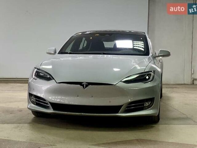 Сірий Тесла Модель С, об'ємом двигуна 0 л та пробігом 160 тис. км за 20790 $, фото 6 на Automoto.ua