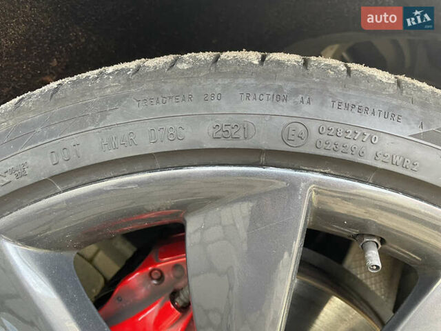 Тесла Модель С 2017 у Хмельницькому на Automoto.ua Сірий Тесла Модель С, об'ємом двигуна 0 л та пробігом 92 тис. км за 25888 $, фото 34 на Automoto.ua