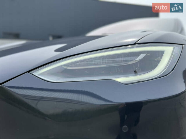 Серый Тесла Модель С, объемом двигателя 0 л и пробегом 97 тыс. км за 17499 $, фото 31 на Automoto.ua