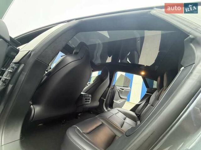 Серый Тесла Модель С, объемом двигателя 0 л и пробегом 111 тыс. км за 20500 $, фото 55 на Automoto.ua