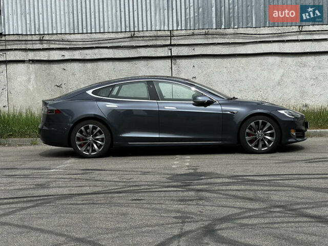 Серый Тесла Модель С, объемом двигателя 0 л и пробегом 97 тыс. км за 17499 $, фото 18 на Automoto.ua