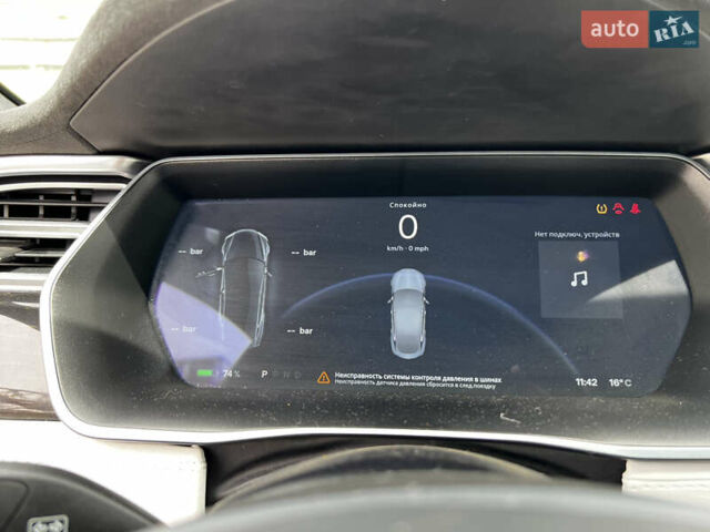 Серый Тесла Модель С, объемом двигателя 0 л и пробегом 97 тыс. км за 17499 $, фото 43 на Automoto.ua