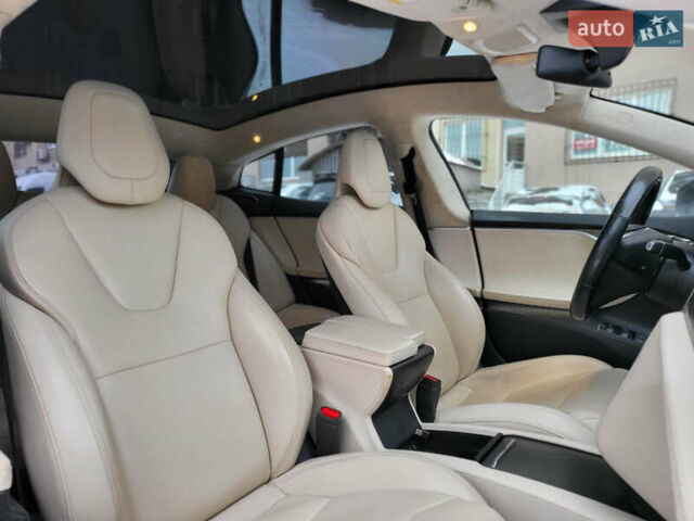 Сірий Тесла Модель С, об'ємом двигуна 0 л та пробігом 204 тис. км за 17200 $, фото 10 на Automoto.ua