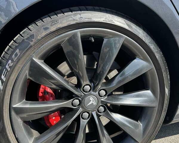 Серый Тесла Модель С, объемом двигателя 0 л и пробегом 107 тыс. км за 22500 $, фото 25 на Automoto.ua