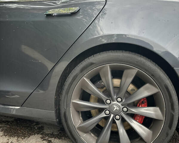 Сірий Тесла Модель С, об'ємом двигуна 0 л та пробігом 140 тис. км за 29000 $, фото 27 на Automoto.ua