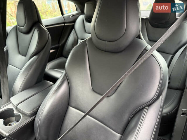 Серый Тесла Модель С, объемом двигателя 0 л и пробегом 128 тыс. км за 18300 $, фото 17 на Automoto.ua