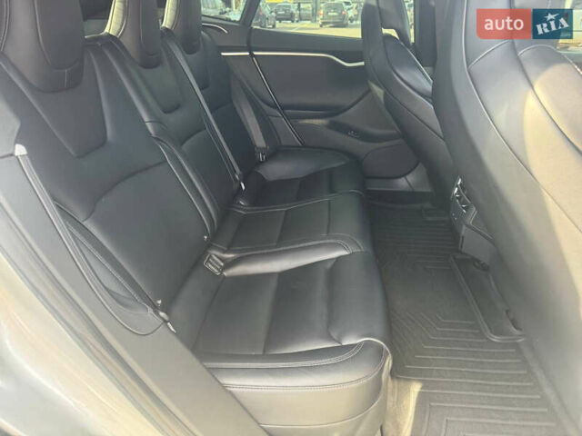 Сірий Тесла Модель С, об'ємом двигуна 0 л та пробігом 135 тис. км за 28500 $, фото 18 на Automoto.ua