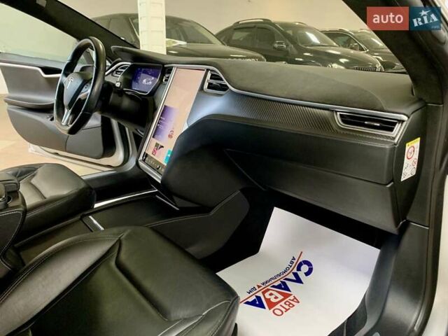 Сірий Тесла Модель С, об'ємом двигуна 0 л та пробігом 160 тис. км за 20790 $, фото 45 на Automoto.ua