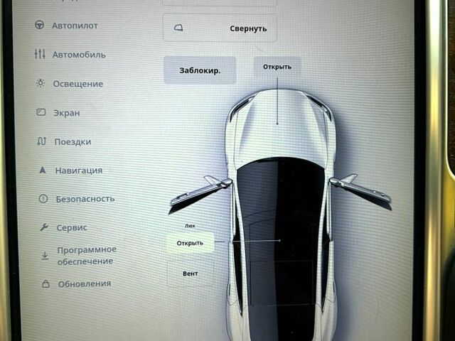 Сірий Тесла Модель С, об'ємом двигуна 0 л та пробігом 73 тис. км за 18200 $, фото 6 на Automoto.ua