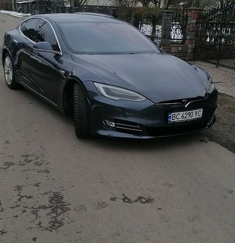Сірий Тесла Модель С, об'ємом двигуна 0 л та пробігом 203 тис. км за 18499 $, фото 3 на Automoto.ua