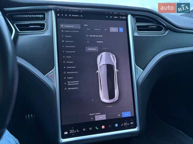 Серый Тесла Модель С, объемом двигателя 0 л и пробегом 169 тыс. км за 16499 $, фото 39 на Automoto.ua