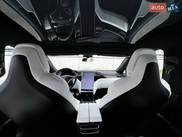 Серый Тесла Модель С, объемом двигателя 0 л и пробегом 97 тыс. км за 17499 $, фото 68 на Automoto.ua