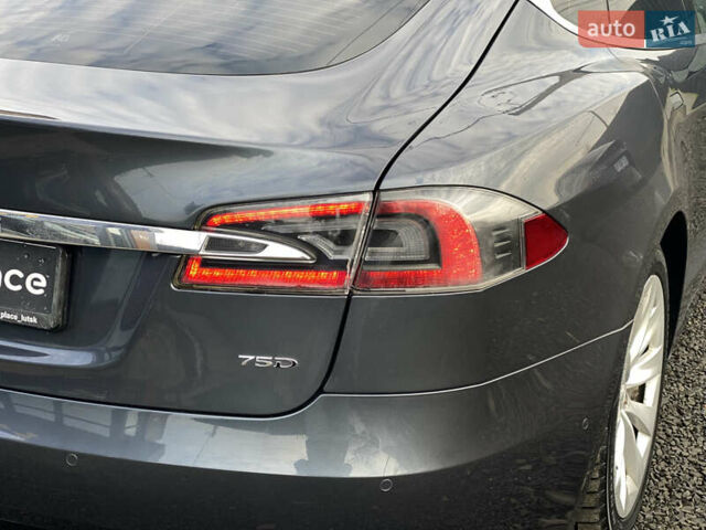 Серый Тесла Модель С, объемом двигателя 0 л и пробегом 233 тыс. км за 16800 $, фото 20 на Automoto.ua