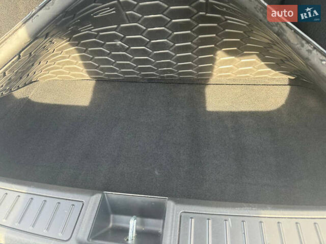 Сірий Тесла Модель С, об'ємом двигуна 0 л та пробігом 135 тис. км за 28500 $, фото 29 на Automoto.ua