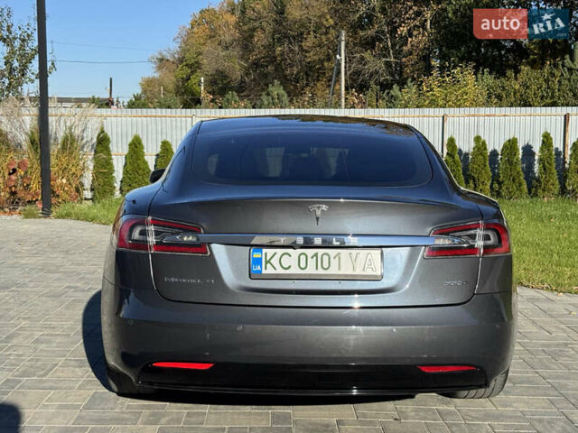 Тесла Модель С 2017 у Луцьку на Automoto.ua Сірий Тесла Модель С, об'ємом двигуна 0 л та пробігом 164 тис. км за 22111 $, фото 7 на Automoto.ua