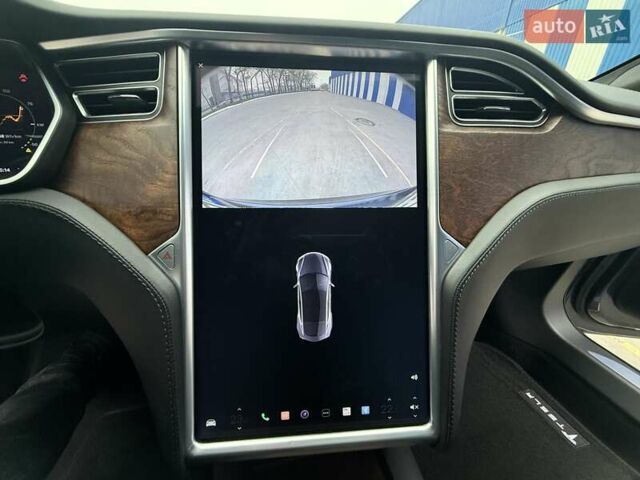Серый Тесла Модель С, объемом двигателя 0 л и пробегом 111 тыс. км за 20500 $, фото 72 на Automoto.ua