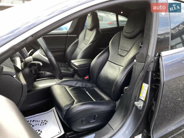 Серый Тесла Модель С, объемом двигателя 0 л и пробегом 233 тыс. км за 16800 $, фото 25 на Automoto.ua