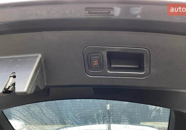 Серый Тесла Модель С, объемом двигателя 0 л и пробегом 233 тыс. км за 16800 $, фото 42 на Automoto.ua