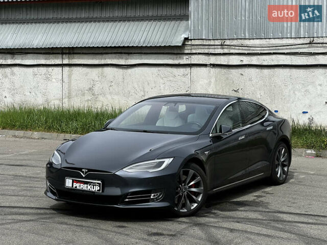 Серый Тесла Модель С, объемом двигателя 0 л и пробегом 97 тыс. км за 17499 $, фото 13 на Automoto.ua