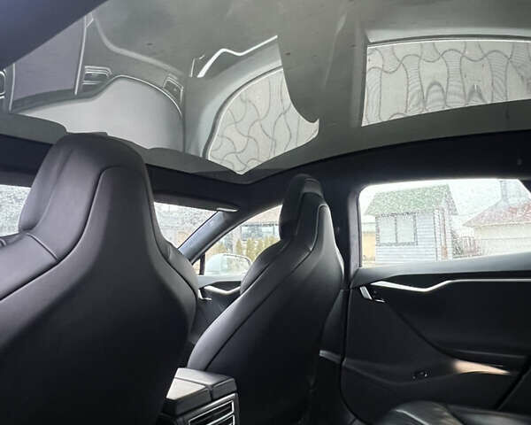 Серый Тесла Модель С, объемом двигателя 0 л и пробегом 110 тыс. км за 16900 $, фото 9 на Automoto.ua