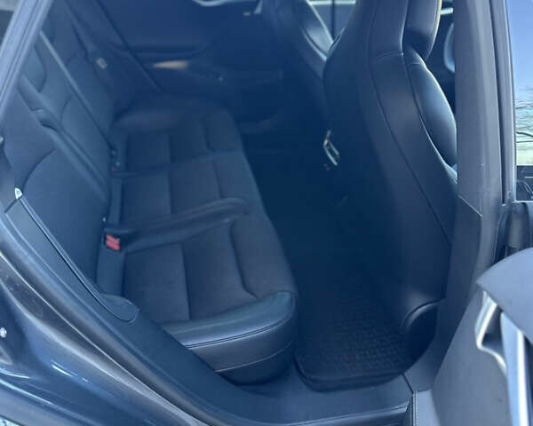 Сірий Тесла Модель С, об'ємом двигуна 0 л та пробігом 135 тис. км за 19999 $, фото 8 на Automoto.ua