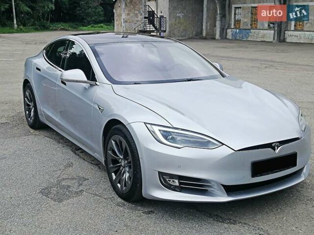 Тесла Модель С 2018 у Івано-Франківську на Automoto.ua Сірий Тесла Модель С, об'ємом двигуна 0 л та пробігом 75 тис. км за 34950 $, фото 8 на Automoto.ua