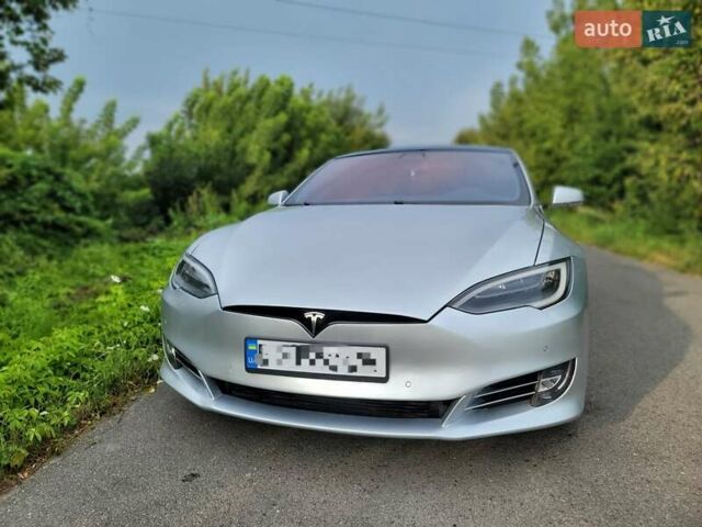 Серый Тесла Модель С, объемом двигателя 0 л и пробегом 230 тыс. км за 16300 $, фото 37 на Automoto.ua