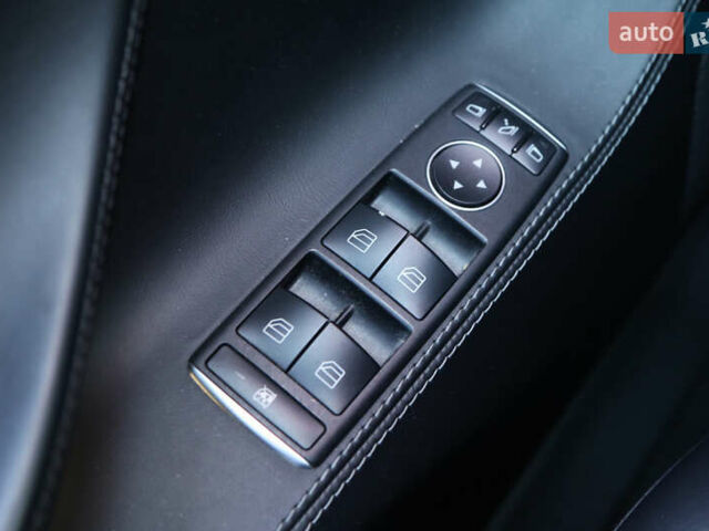 Серый Тесла Модель С, объемом двигателя 0 л и пробегом 98 тыс. км за 20000 $, фото 21 на Automoto.ua