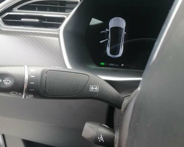 Тесла Модель С 2018 у Івано-Франківську на Automoto.ua Сірий Тесла Модель С, об'ємом двигуна 0 л та пробігом 75 тис. км за 34950 $, фото 36 на Automoto.ua
