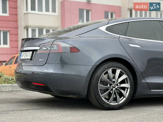 Серый Тесла Модель С, объемом двигателя 0 л и пробегом 68 тыс. км за 23999 $, фото 21 на Automoto.ua