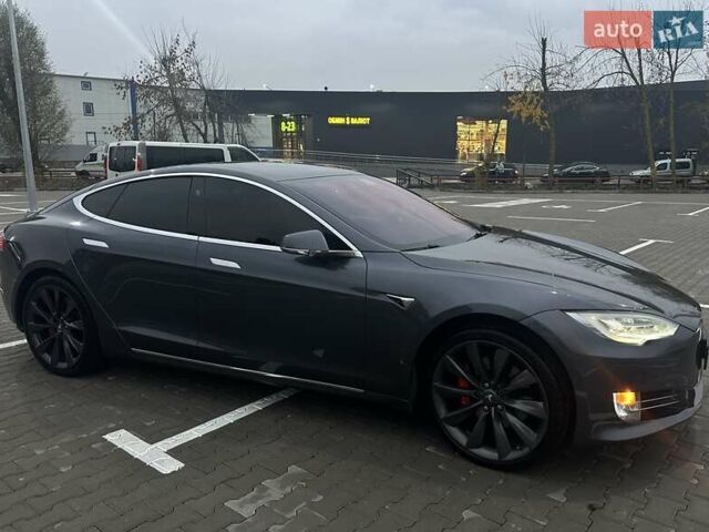 Серый Тесла Модель С, объемом двигателя 0 л и пробегом 182 тыс. км за 24900 $, фото 3 на Automoto.ua