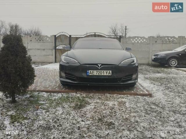 Сірий Тесла Модель С, об'ємом двигуна 0 л та пробігом 115 тис. км за 25000 $, фото 7 на Automoto.ua